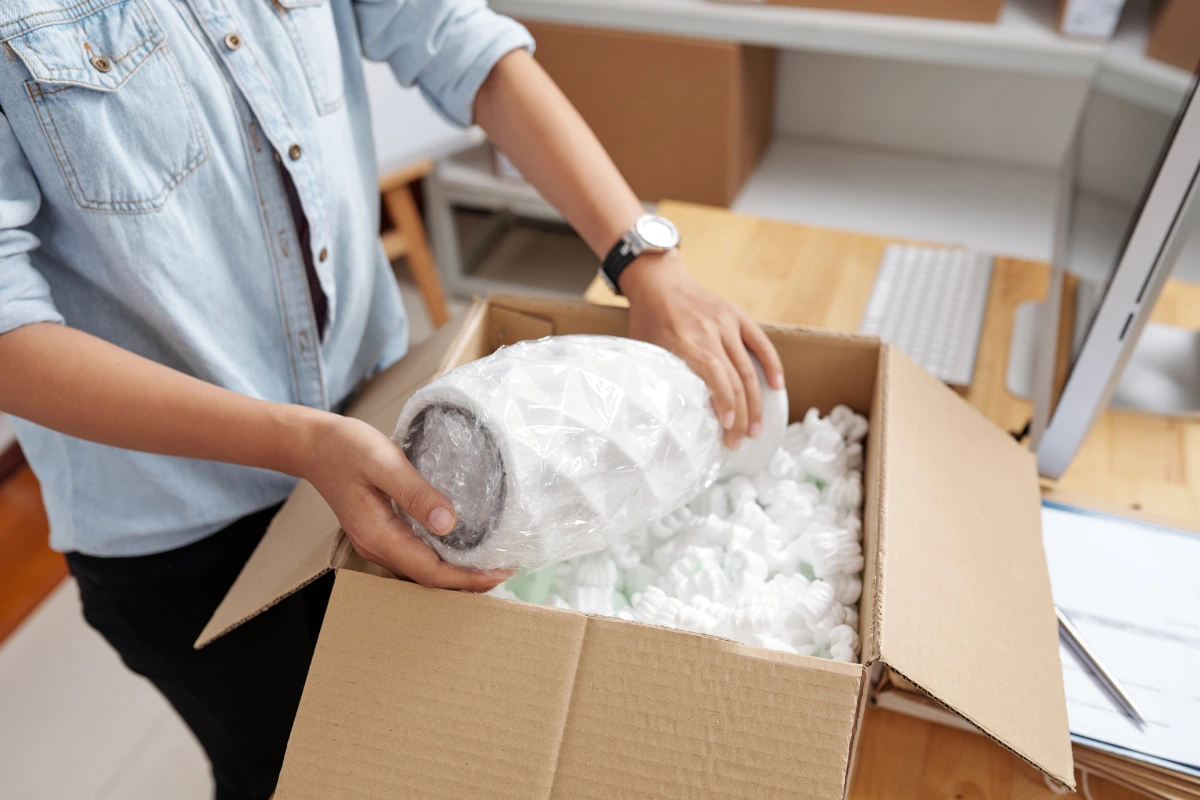 Safe transportation of apartment furniture and fragile items by Classic Movers Dubai
